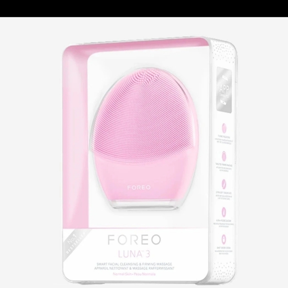 uFOREO LUNA 3 Facial Cleansing 6 Firming Massage Device + Foaming Cleanser